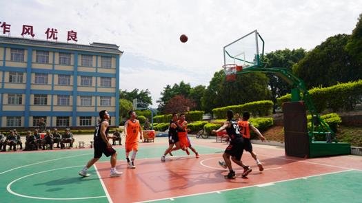 图四 篮球比赛.JPG