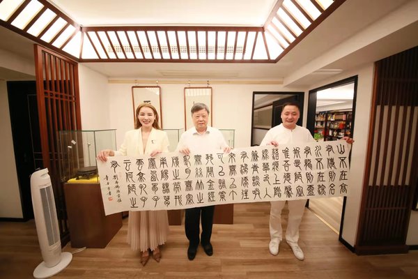 献礼建党100周年驻沪老将军的一次文化活动